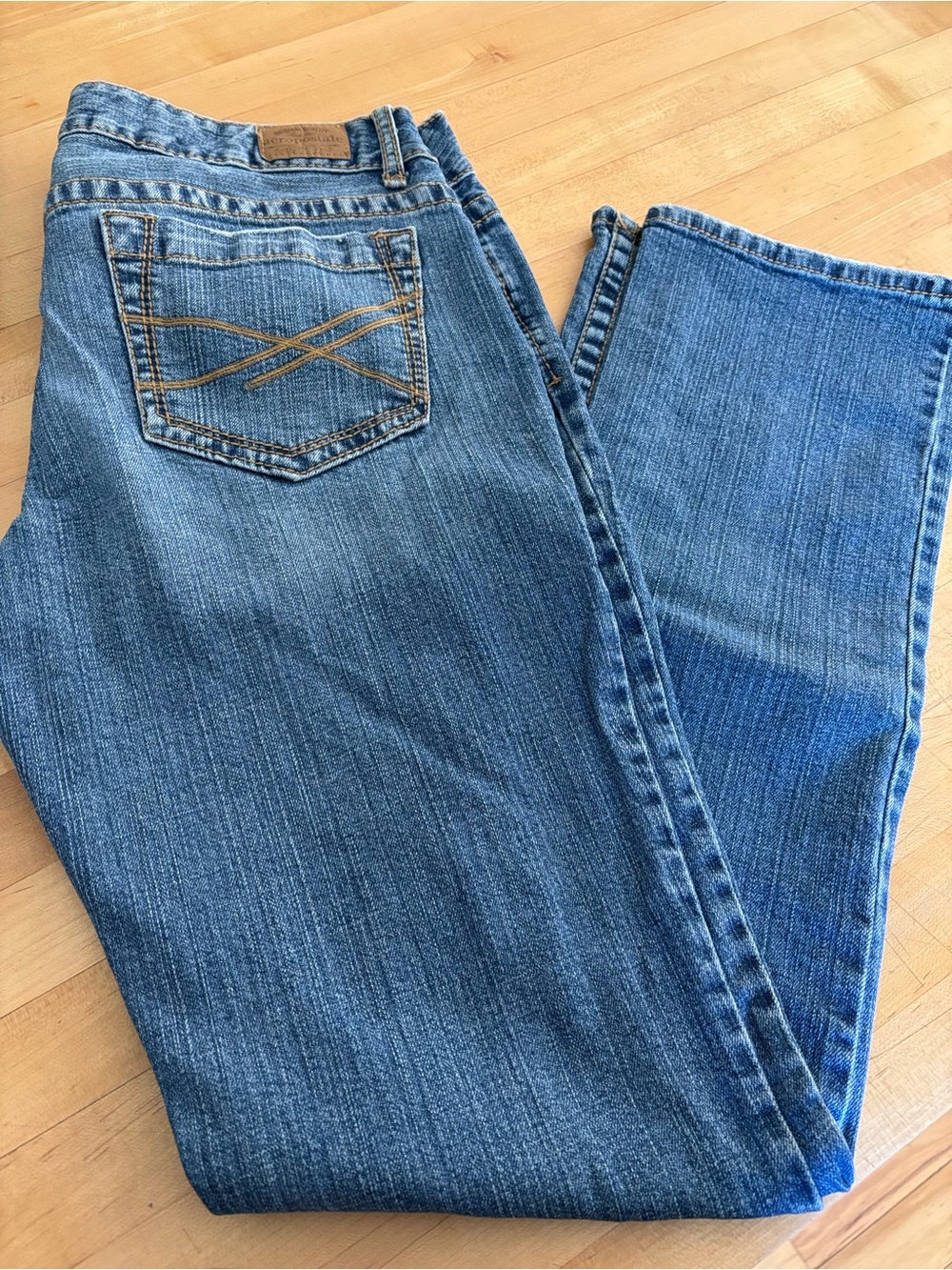 Aeropostale Women's Medium Blue Straight Leg Jeans